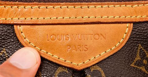 louis vuitton certification card|authenticating a louis vuitton bag.